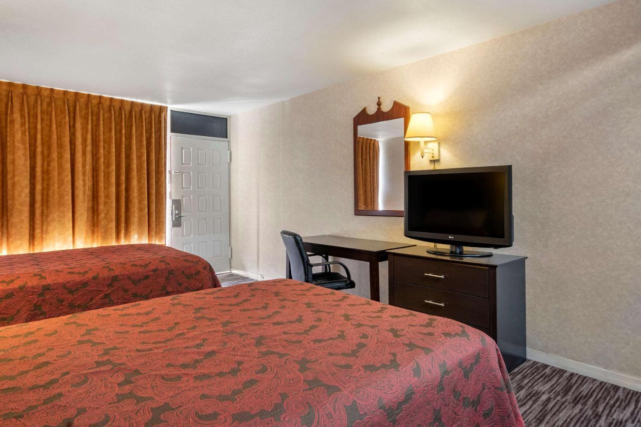 Rodeway Inn Clearwater-Largo Eksteriør billede
